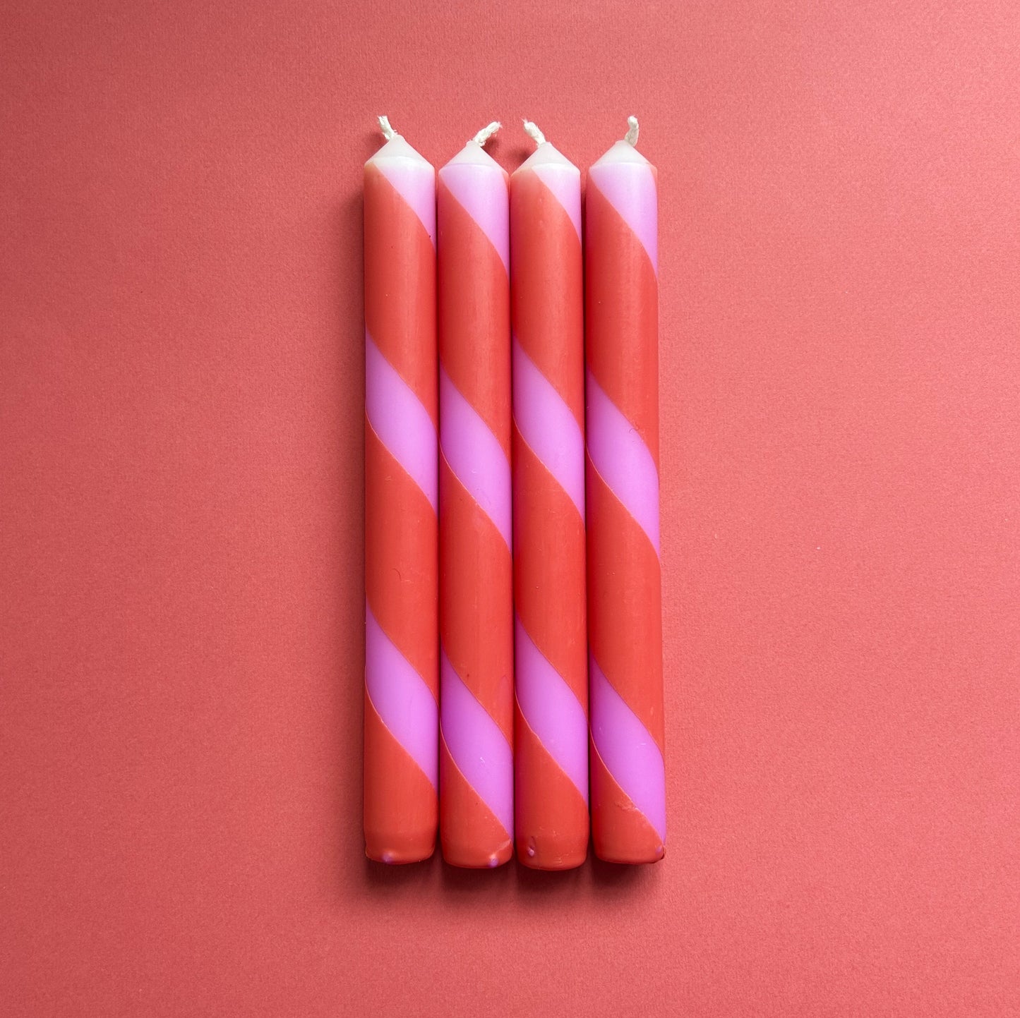 Twisted stripe candles | Pink and orange